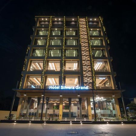 Hotel Silvera Grand Ahmadábád Exteriér fotografie